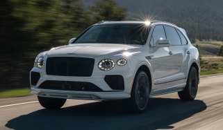 Bentley Bentayga Speed - front action